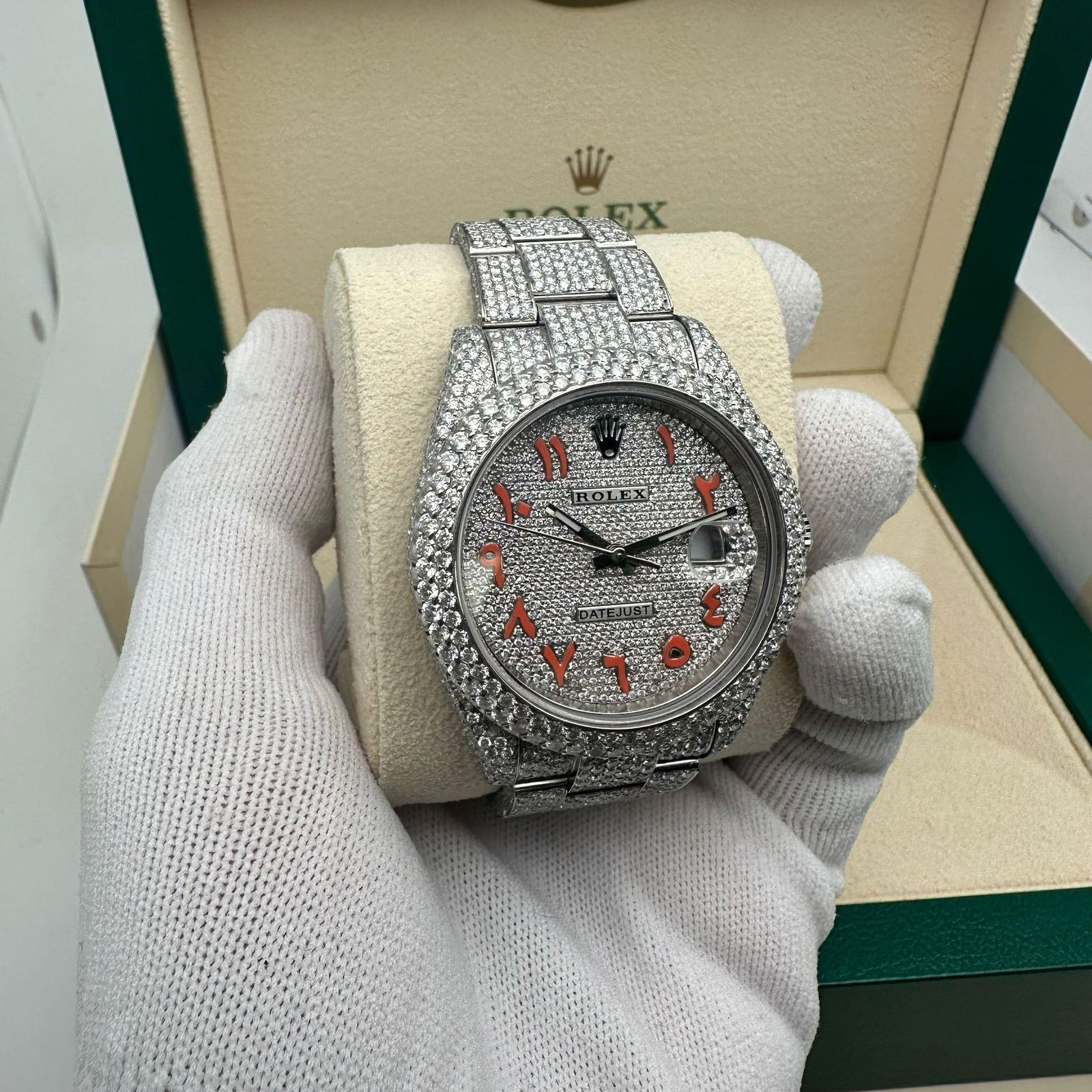 Rolex Datejust 41 18K Gold Steel: Rolex Datejust 41 18K Gold Steel Custom Fully Iced Out Watch 126300 Brand: Rolex Case Material: Steel Strap Material: Stainless Steel Case Shape: Round Period: 21st Century Date of Manufacture: Un