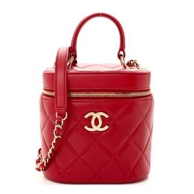 Chanel Lambskin Quilted Trendy Vanity Case
