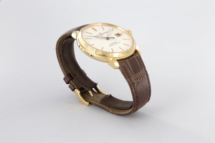 Ulysse Nardin Classic 18K gold watch