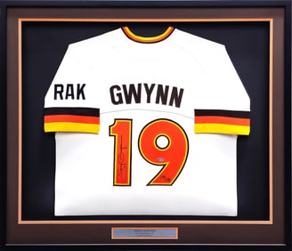 padres tony gwynn autographed framed white