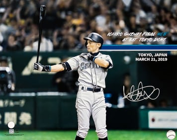 ICHIRO SUZUKI AUTOGRAPHED 16X20 PHOTO MARINERS
