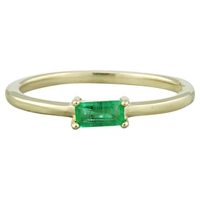 Exquisite Natural Emerald Ring In 14 Karat Solid Yellow Gold