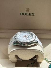 Rolex Yacht-Master II Regatta 44mm White Gold Platinum Rubber Strap Watch 116689