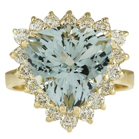 Natural Aquamarine 14 Karat Yellow Gold Diamond Ring
