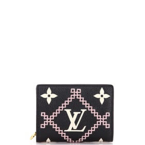 Chanel CC Make-Up Box Clutch with Chain Quilted Lambskin and Metal Small