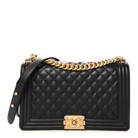 Chanel Caviar Quilted New Medium Boy