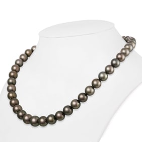Dark Silver and Subtle Peacock Round Tahitian Pearl Necklace, 18", 9.0-11.3mm, AA+/AAA Quality