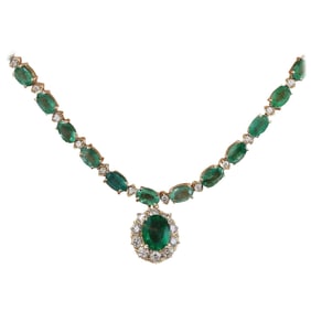 Natural Emerald Diamond Necklace In 14