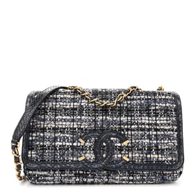 Chanel Tweed Snakeskin Quilted Medium CC