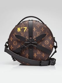 Louis Vuitton Monogram Canvas No. 7