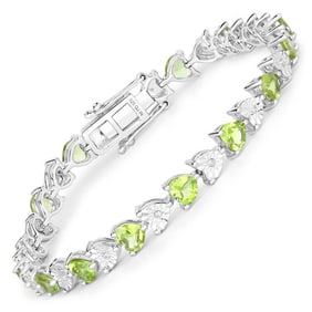 6.74 CT Genuine Peridot and White
