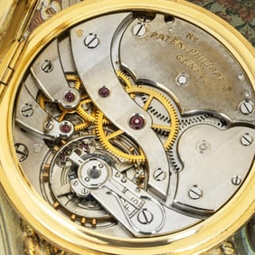 Patek Philippe. A Gold Elegant Keyless