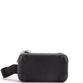 Louis Vuitton Horizon Clutch Monogram Taurillon