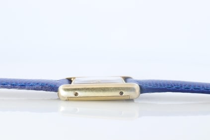 Must de Cartier Tank Blue Mystery