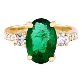 Natural Emerald Diamond Ring In 14
