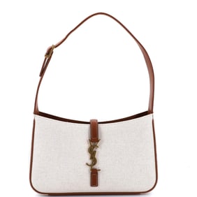 Saint Laurent Le 5 a 7