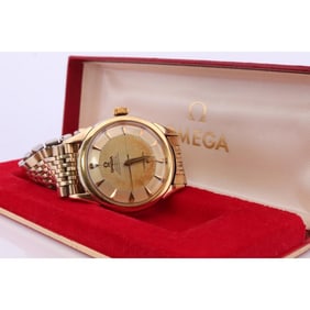 Omega Constellation Pie Pan Watch. Authentic