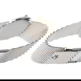 Vacheron Constantin 18Kt Solid White: Vacheron Constantin 18Kt Solid White Gold with a Diamond Bezel Brand: Vacheron Constantin Case Material: White Gold Case Shape: Round Movement: Manual Wind Style: Modern Place of Origin: Switzerl