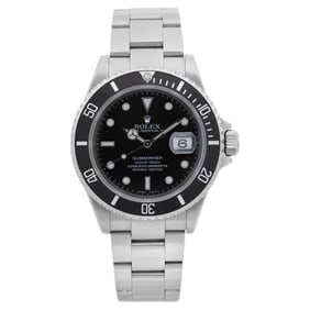 Rolex Submariner Date No Holes None