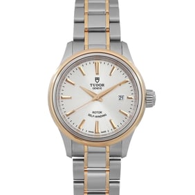 Tudor Style 28 18k Yellow Gold