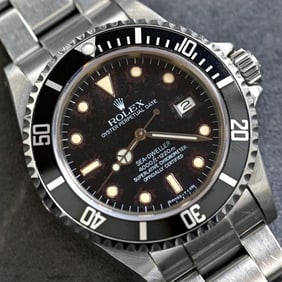 Rolex Sea-Dweller Submariner 16660 Steel Watch,