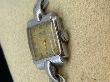 Swiss Ancre 15 Rubis Manual Rectangle