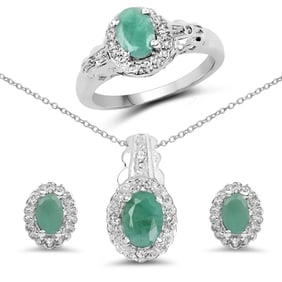 2.26 CT Genuine Emerald and White Topaz 14K White Gold 3 Piece Jewelry Set (Ring, Earrings, and