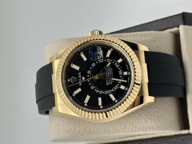 Rolex Sky Dweller 326238 Black Dial