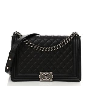 Chanel Caviar Quilted New Medium Boy