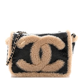 Chanel Shiny Crumpled Sheepskin Shearling CC