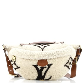 Louis Vuitton Bum Bag Monogram Giant