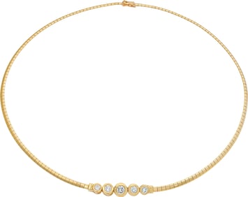 Circle diamond necklace in 18k yellow