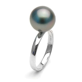 Black Tahitian Pearl Classic Solitaire Ring