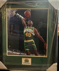 shawn kemp signed framed 16x20 photo