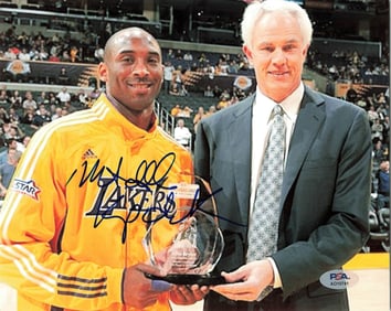 mitch kupchak signed 8x10 photo PSA/DNA