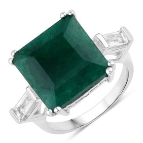 7.95 CT Dyed Emerald and White
