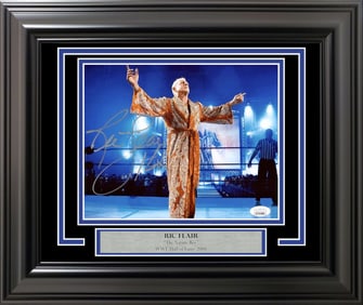 RIC FLAIR AUTOGRAPHED SIGNED FRAMED 8X10