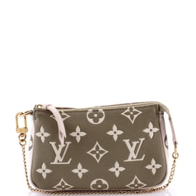 Louis Vuitton Pochette Accessoires Spring in