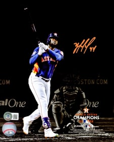 YORDAN ALVAREZ AUTOGRAPHED 8X10 PHOTO HOUSTON