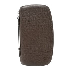 Louis Vuitton Taiga Atoll Travel Organizer