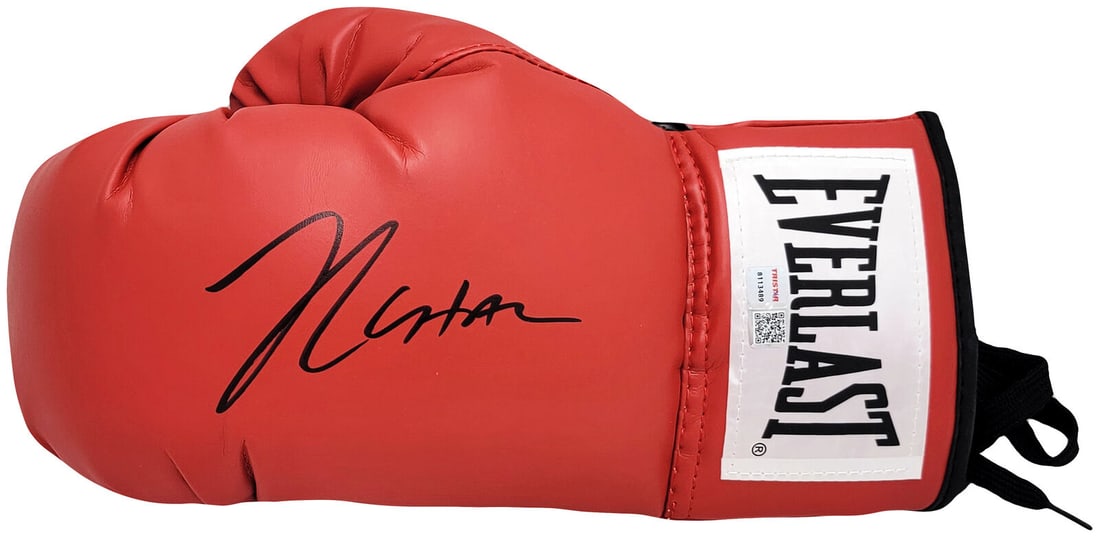 JULIO CESAR CHAVEZ SR. AUTOGRAPHED BOXING
