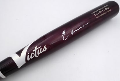 elly de la cruz autographed game