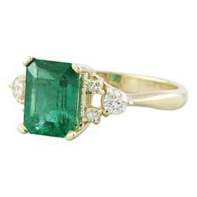Luxurious Natural Emerald Diamond Ring in 18K Solid Yellow Gold