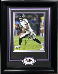 lamar jackson signed 8x10 framed photo