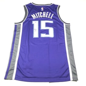 Davion Mitchell signed jersey PSA/DNA Sacramento