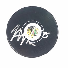 MacKENZIE ENTWISTLE signed Hockey Puck PSA/DNA