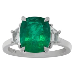 GIA certified Cushion Cut Emerald 4.11ct.