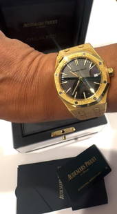 Audemars Piguet Royal Oak Carolina Bucci: Audemars Piguet Royal Oak Carolina Bucci 15454Ba 37Mm Frosted Gold Womens Watch Creator: Audemars Piguet Design: Royal Oak Watch Case Material: Gold Strap Material: Gold Case Shape: Round Movement