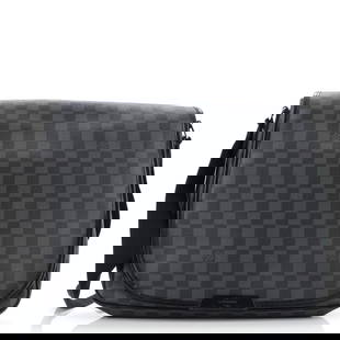 Louis Vuitton Daniel Messenger Bag Damier: Louis Vuitton Daniel Messenger Bag Damier Graphite GM Exterior Color: Black Interior Color: Black Exterior Material: Canvas Coated Interior Material: Fabric Hardware Color: Silver Estimated Retail