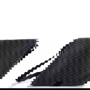 Louis Vuitton District Messenger Bag Damier: Louis Vuitton District Messenger Bag Damier Graphite MM Exterior Color: Black Interior Color: Black Exterior Material: Canvas Coated Interior Material: Fabric Hardware Color: Silver Estimated Reta
